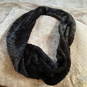black fuzzy scarf